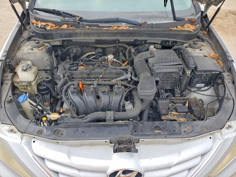Photo 11 from auction – 2011 HYUNDAI SONATA GLS with VIN 5NPEB4AC3BH133180