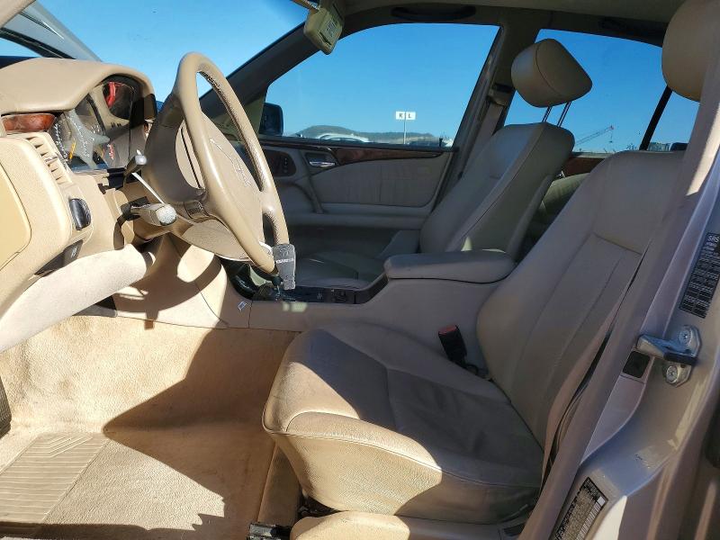 Photo 7 from auction – 1998 MERCEDES-BENZ E 430 with VIN WDBJF70F7WA687639