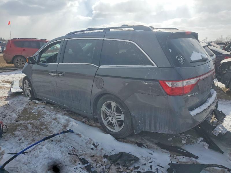 Photo 2 from auction – 2013 HONDA ODYSSEY TO with VIN 5FNRL5H98DB077558