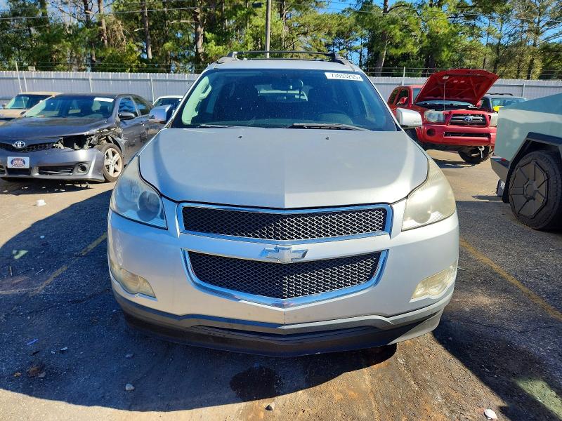 Photo 5 from auction – 2011 CHEVROLET TRAVERSE L with VIN 1GNKRGED6BJ110526