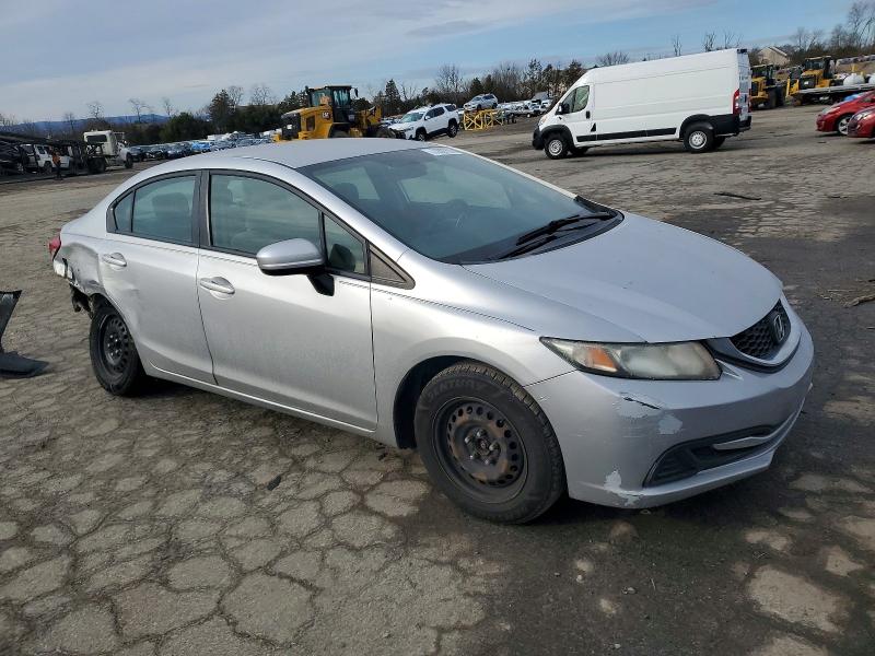 Photo 4 from auction – 2014 HONDA CIVIC LX with VIN 19XFB2F5XEE202426