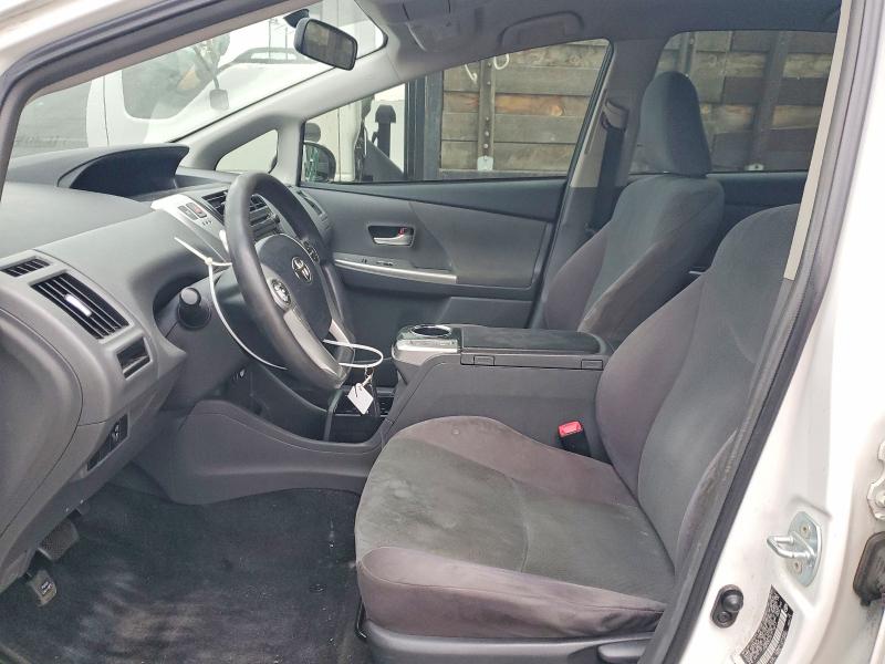 Photo 7 from auction – 2012 TOYOTA PRIUS V with VIN JTDZN3EU5C3175613