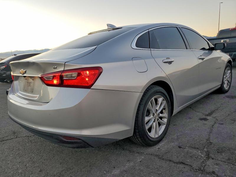 Photo 3 from auction – 2016 CHEVROLET MALIBU with VIN 1G1ZE5ST7GF243303