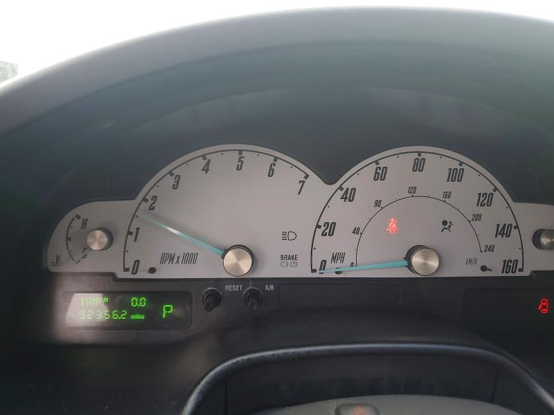 Photo 9 from auction – 2002 FORD THUNDERBIR with VIN 1FAHP60A12Y116098