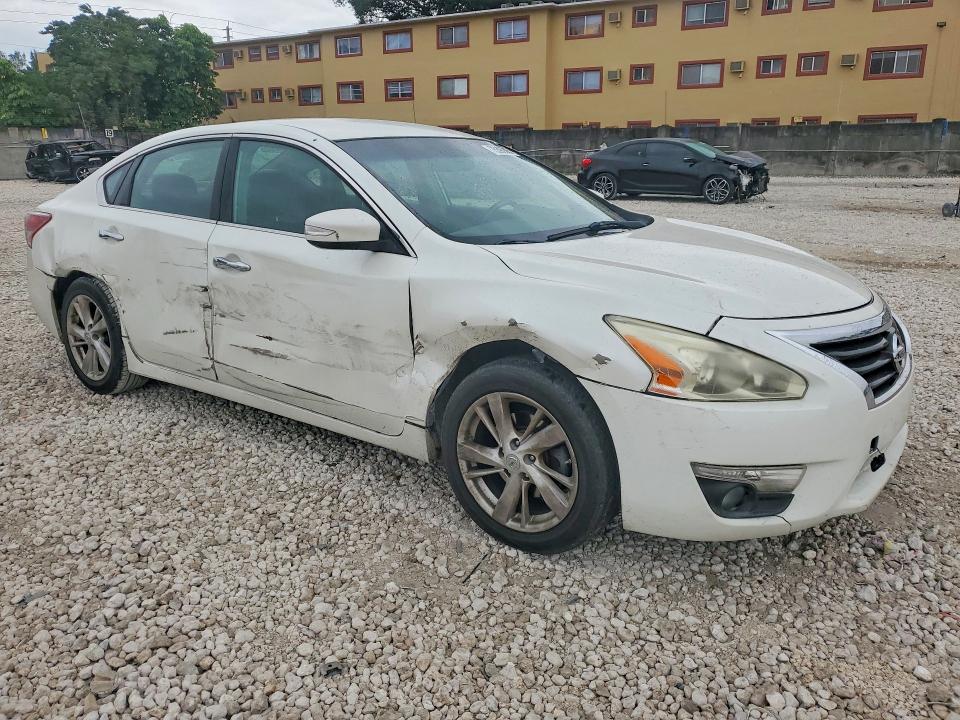 Photo 4 from auction – 2013 NISSAN ALTIMA 2.5 with VIN 1N4AL3AP6DC201713