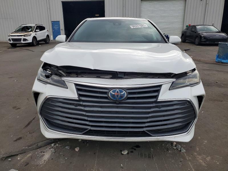 Photo 5 from auction – 2020 TOYOTA AVALON LIM with VIN 4T1D21FB5LU015354