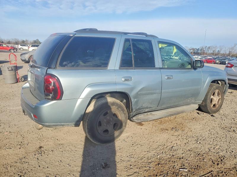 Photo 3 from auction – 2006 CHEVROLET TRAILBLAZE with VIN 1GNDT13S362295188