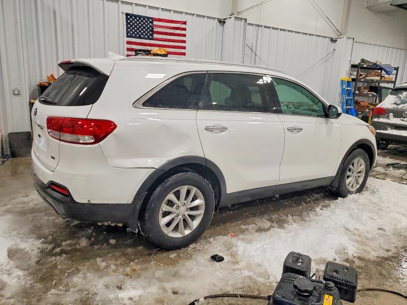 Photo 3 from auction – 2017 KIA SORENTO with VIN 5XYPG4A39HG275236