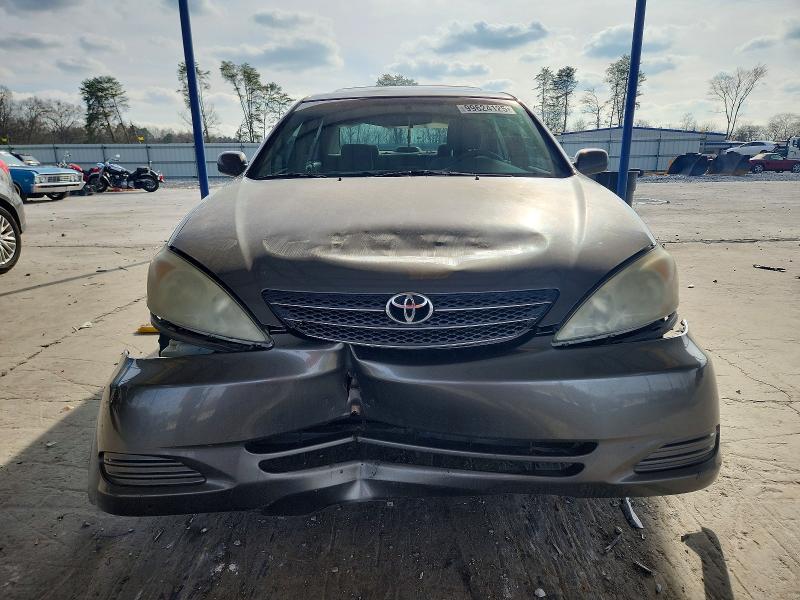 Photo 5 from auction – 2004 TOYOTA CAMRY LE with VIN 4T1BE32K94U883603