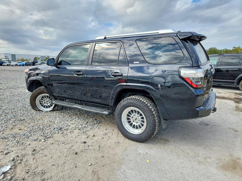 Photo 2 from auction – 2016 TOYOTA 4RUNNER SR with VIN JTEZU5JR8G5126198