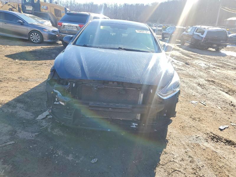 Photo 5 from auction – 2019 HYUNDAI SONATA SE with VIN 5NPE24AF0KH745119