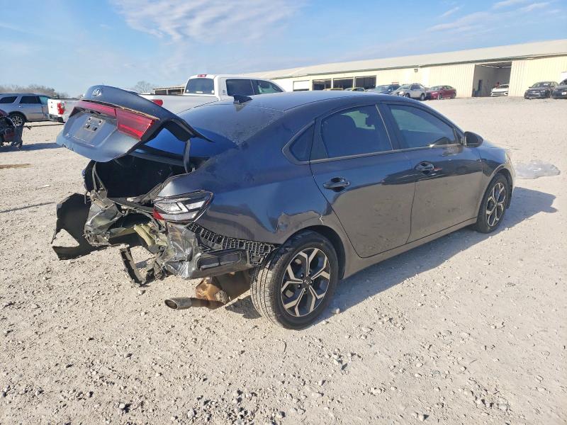 Photo 3 from auction – 2019 KIA FORTE FE with VIN 3KPF24AD5KE095923