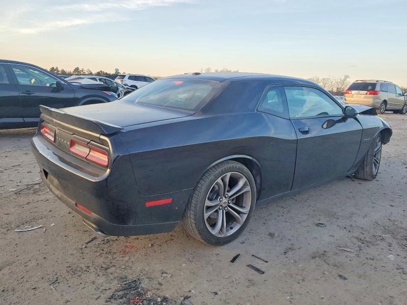 Photo 3 from auction – 2021 DODGE CHALLENGER with VIN 2C3CDZBT4MH526490