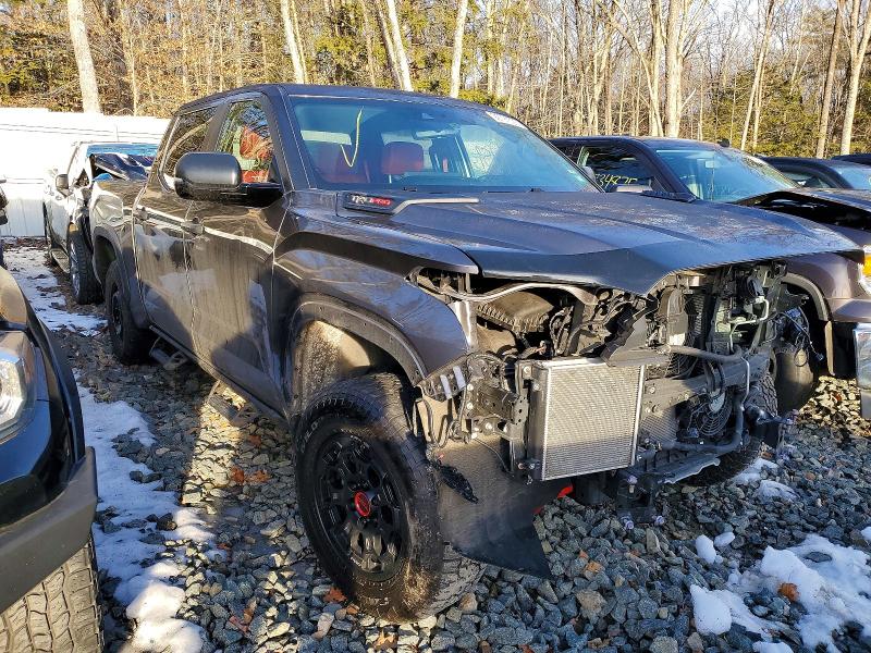 Photo 4 from auction – 2024 TOYOTA TUNDRA CRE with VIN 5TFPC5DB0RX040517