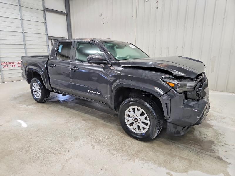 Photo 4 from auction – 2025 TOYOTA TACOMA DOU with VIN 3TMLB5JN9SM089243