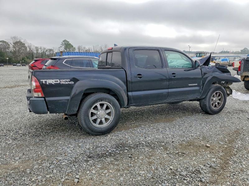 Photo 3 from auction – 2014 TOYOTA TACOMA DOU with VIN 5TFLU4EN4EX090619
