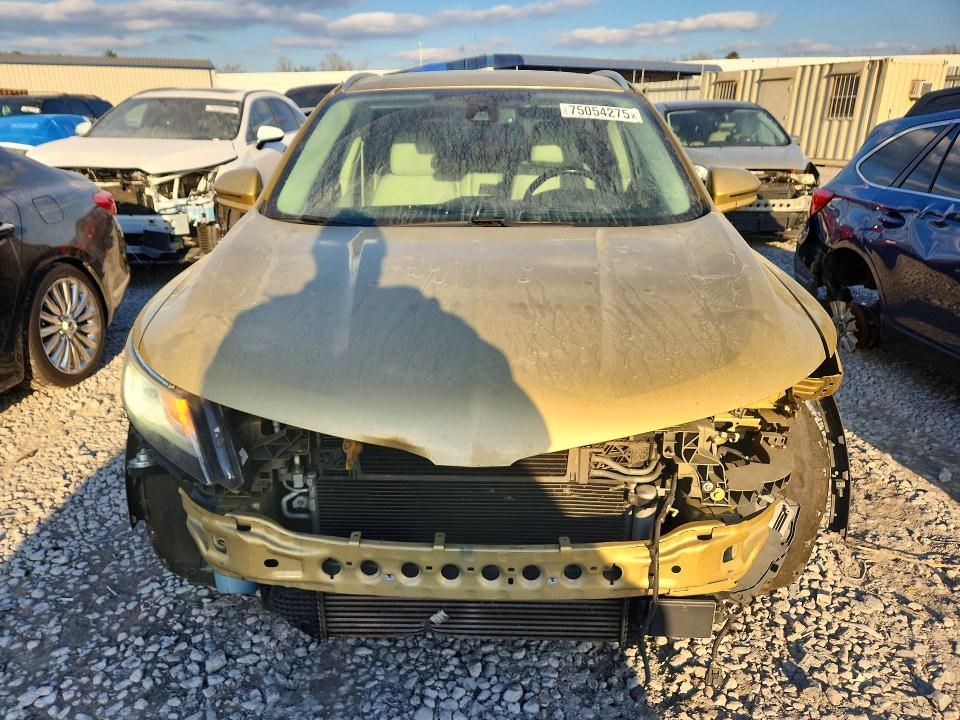 Photo 5 from auction – 2015 LINCOLN MKC with VIN 5LMCJ2A95FUJ00379