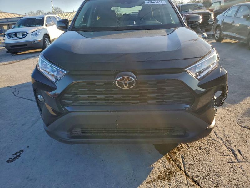 Photo 5 from auction – 2021 TOYOTA RAV4 XLE with VIN 2T3W1RFV6MC112934
