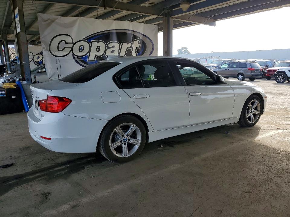 Photo 3 from auction – 2015 BMW 328 I SULE with VIN WBA3C1C59FP852555