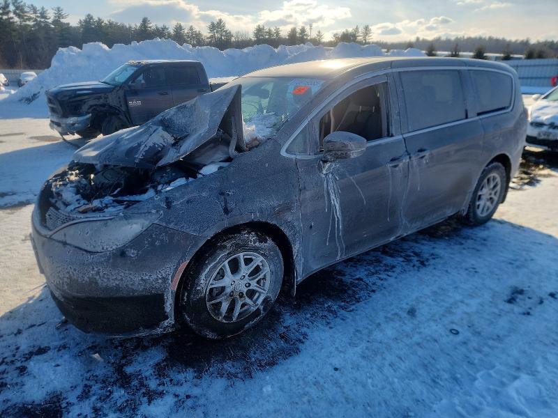 CHRYSLER PACIFICA L 2017 with VIN 2C4RC1CG0HR533724 - Photo from auction