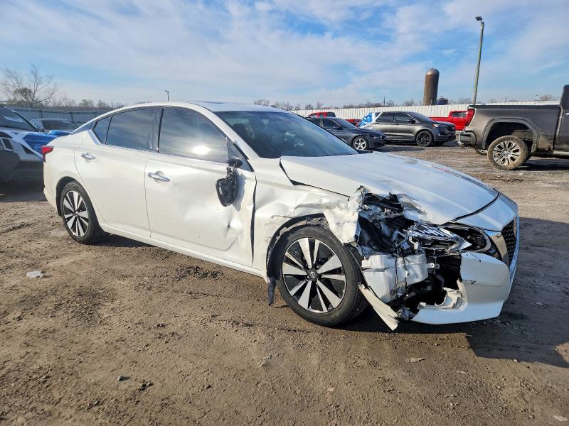 Photo 4 from auction – 2019 NISSAN ALTIMA with VIN 1N4BL4DVXKN301495
