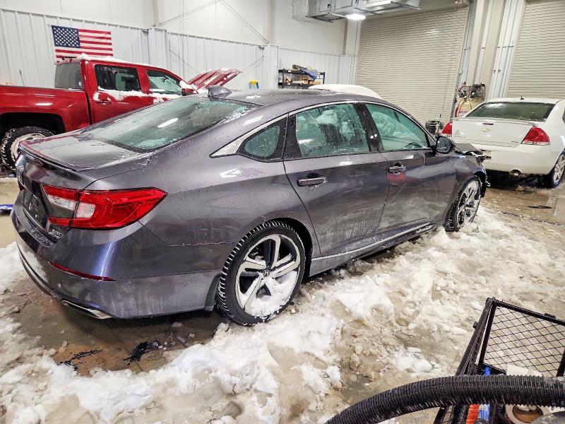 Photo 3 from auction – 2020 HONDA ACCORD with VIN 1HGCV2E30LA002568