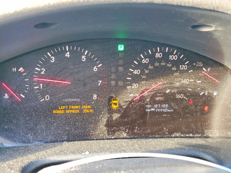Photo 9 from auction – 2002 LEXUS LS 430 with VIN JTHBN30F320058783