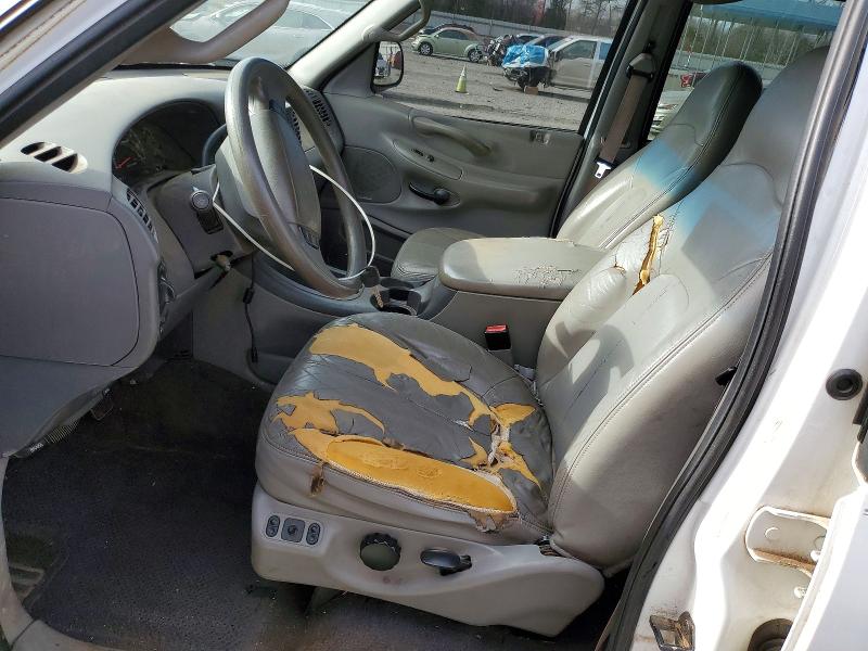 Photo 7 from auction – 2001 FORD EXPEDITION with VIN 1FMRU15W51LB12089