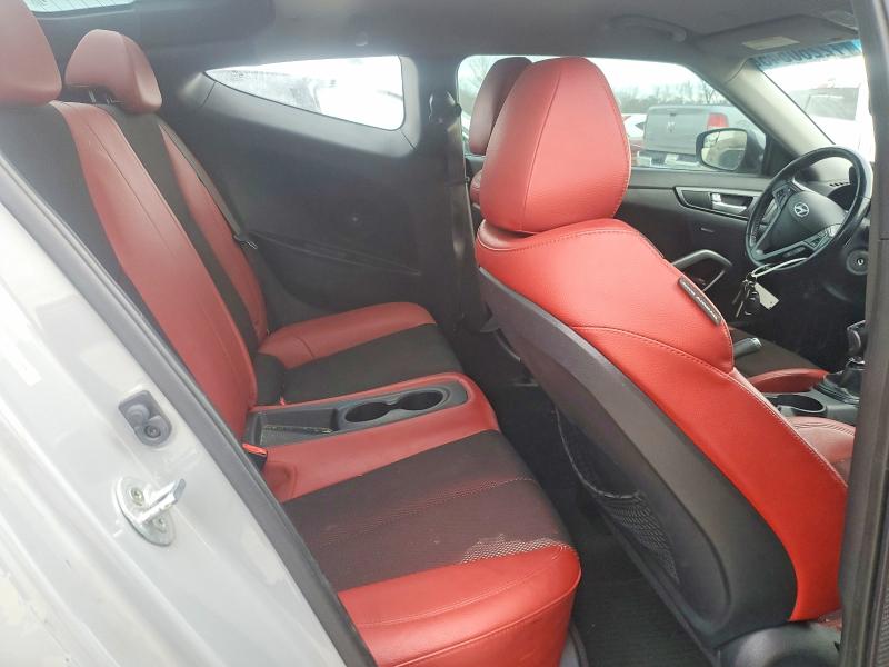 Photo 10 from auction – 2015 HYUNDAI VELOSTER with VIN KMHTC6AE0FU218812