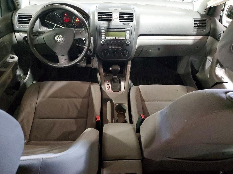 Photo 8 from auction – 2009 VOLKSWAGEN RABBIT with VIN WVWDA71K29W010045