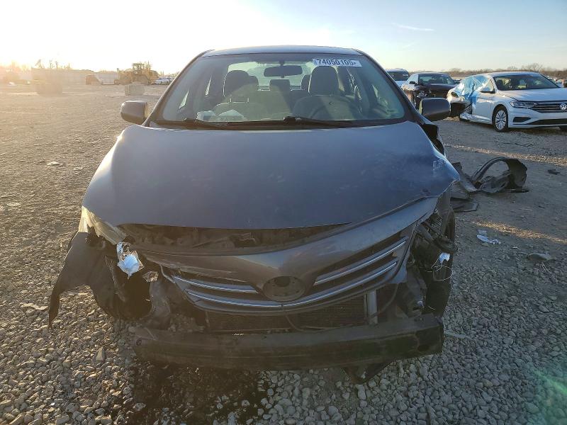 Photo 5 from auction – 2013 TOYOTA COROLLA with VIN 2T1BU4EEXDC039084