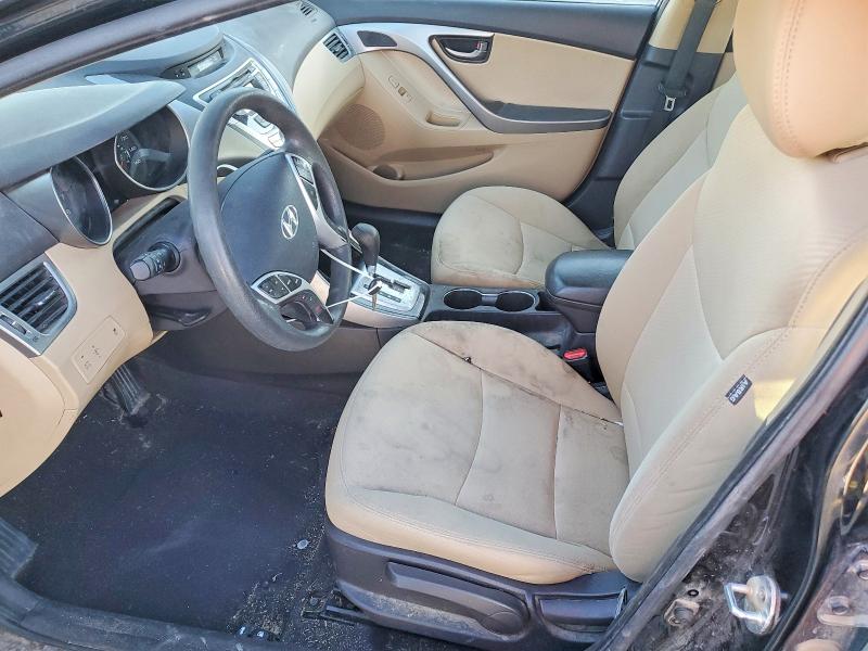 Photo 7 from auction – 2012 HYUNDAI ELANTRA GL with VIN 5NPDH4AE0CH104474