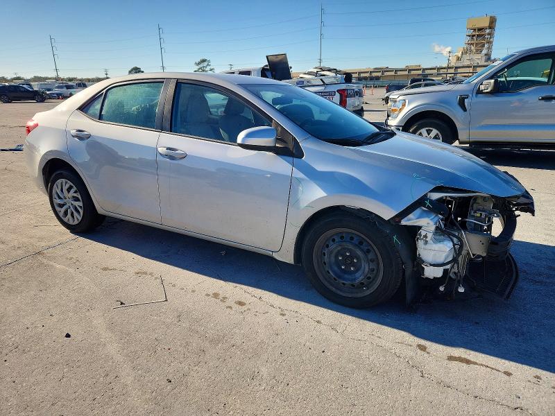 Photo 4 from auction – 2017 TOYOTA COROLLA with VIN 5YFBURHE9HP658662
