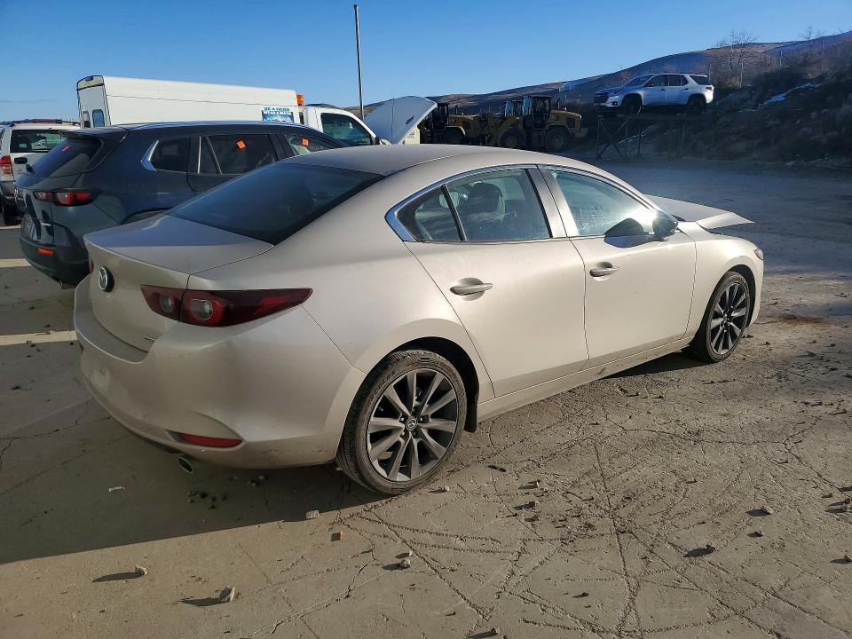 Photo 3 from auction – 2025 MAZDA 3 SELECT S with VIN 3MZBPABM3SM460146