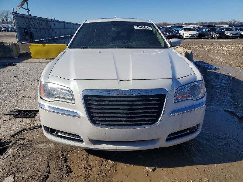 Photo 5 from auction – 2013 CHRYSLER 300 with VIN 2C3CCARG0DH739627
