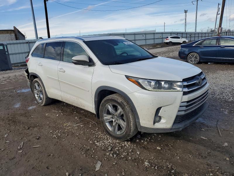 Photo 4 from auction – 2019 TOYOTA HIGHLANDER with VIN 5TDDZRFH3KS991879