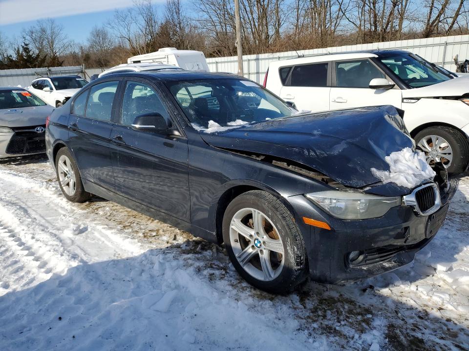 Photo 4 from auction – 2013 BMW 328 XI with VIN WBA3B3G59DNR79761