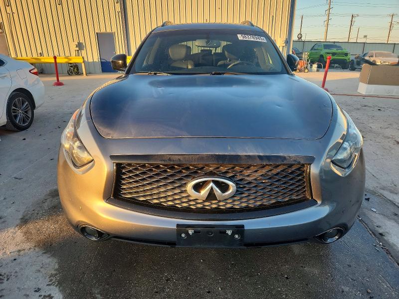 Photo 5 from auction – 2017 INFINITI QX70 with VIN JN8CS1MUXHM144416