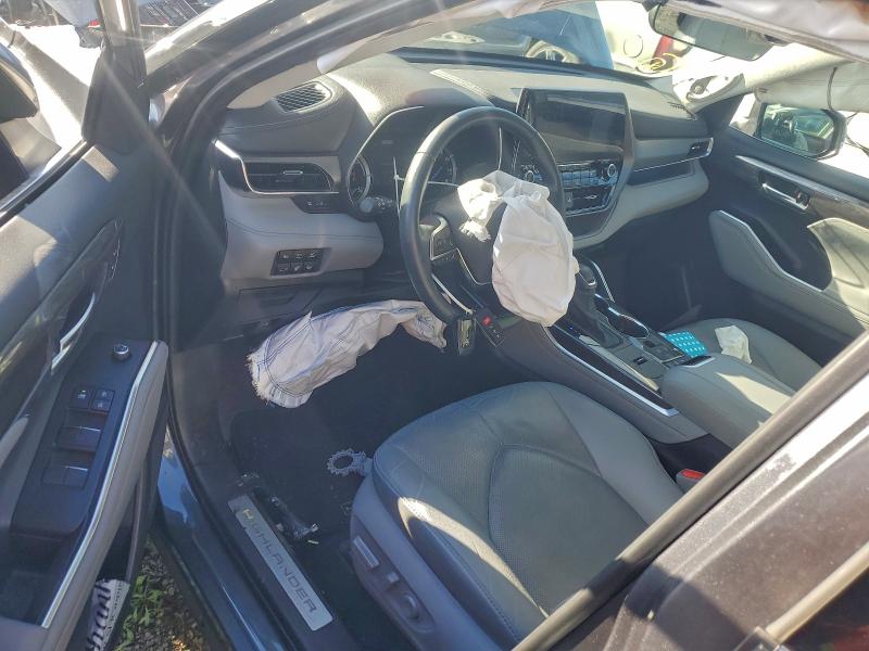 Photo 8 from auction – 2020 TOYOTA HIGHLANDER with VIN 5TDDBRCH0LS011048