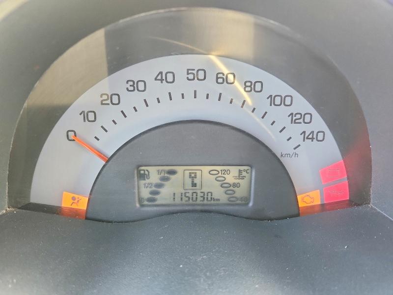 Zdjęcie 9 z aukcji – 2006 SMART FORTWO z VIN WMEAK00F46J280500