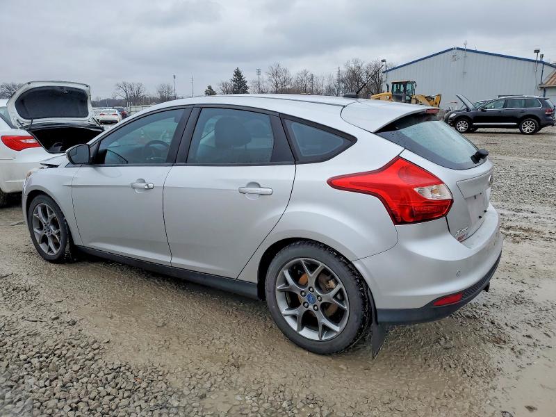 Photo 2 from auction – 2014 FORD FOCUS SE with VIN 1FADP3K23EL141699