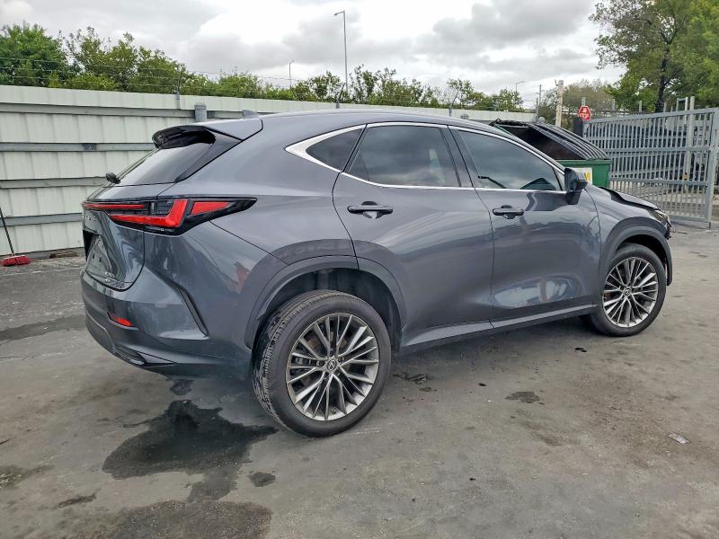 Photo 3 from auction – 2022 LEXUS NX 350H with VIN 2T2GKCEZXNC004664