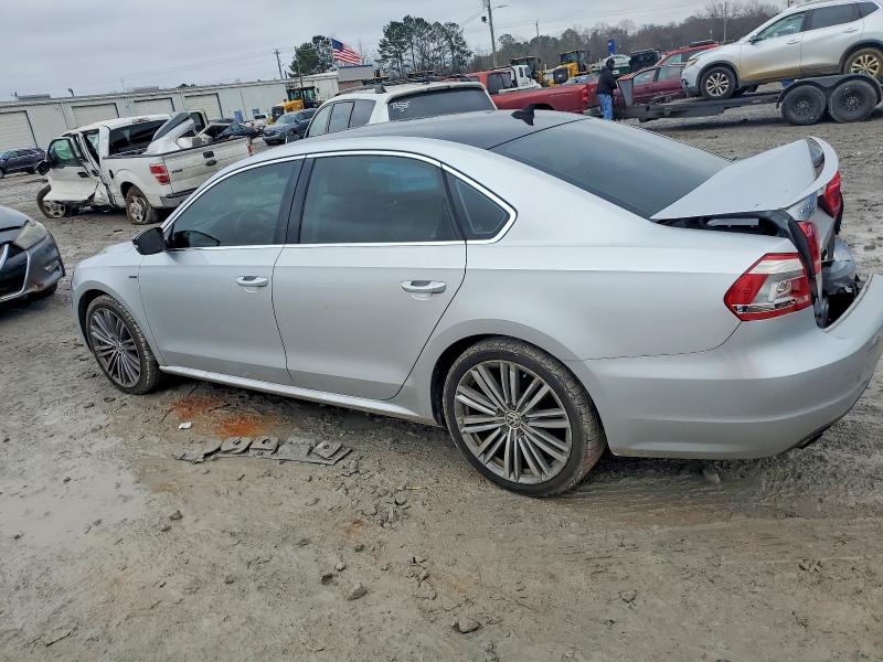 Photo 2 from auction – 2015 VOLKSWAGEN PASSAT with VIN 1VWBT7A33FC100244