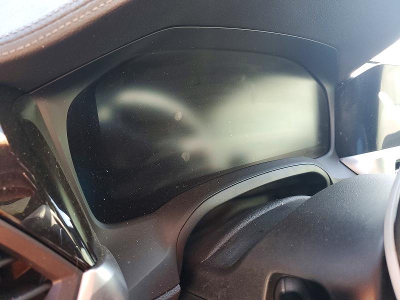 Photo 9 from auction – 2019 BMW 330I with VIN WBA5R1C55KAK11116