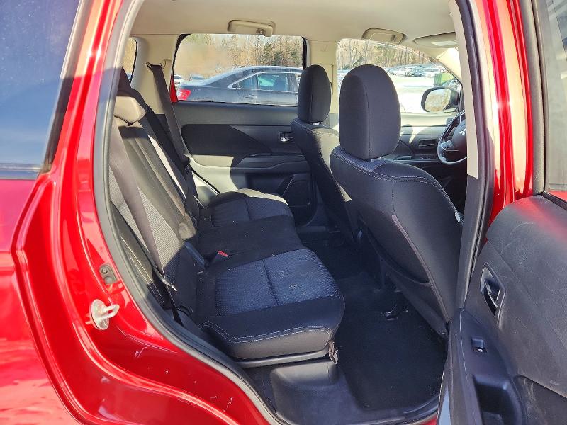 Photo 11 from auction – 2016 MITSUBISHI OUTLANDER with VIN JA4AD3A31GZ005789