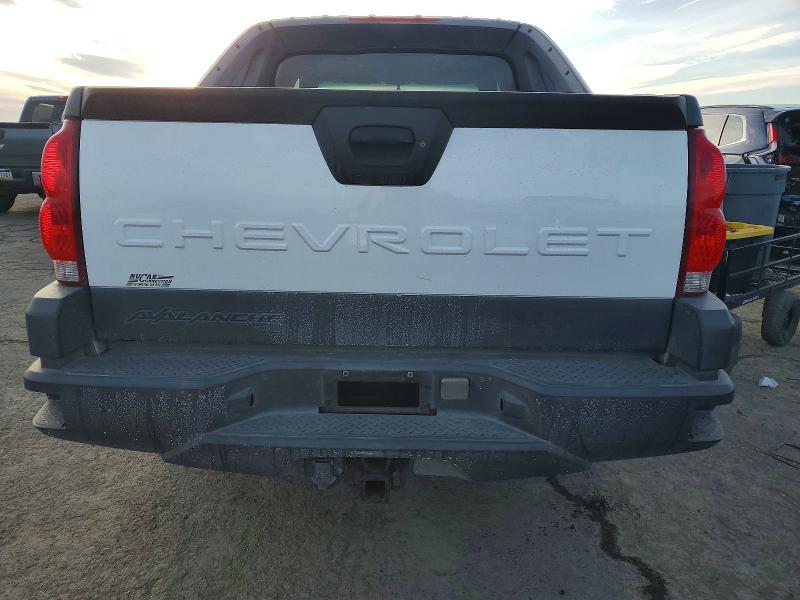 Photo 6 from auction – 2003 CHEVROLET AVALANCHE with VIN 3GNEK13T13G109943