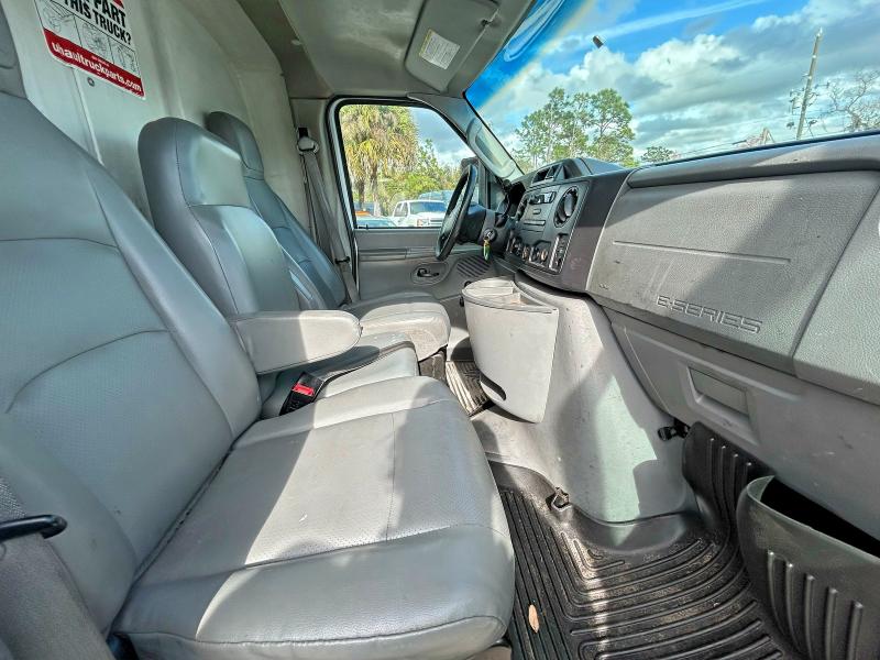 Photo 5 from auction – 2011 FORD ECONOLINE with VIN 1FDXE4FS7BDA96555