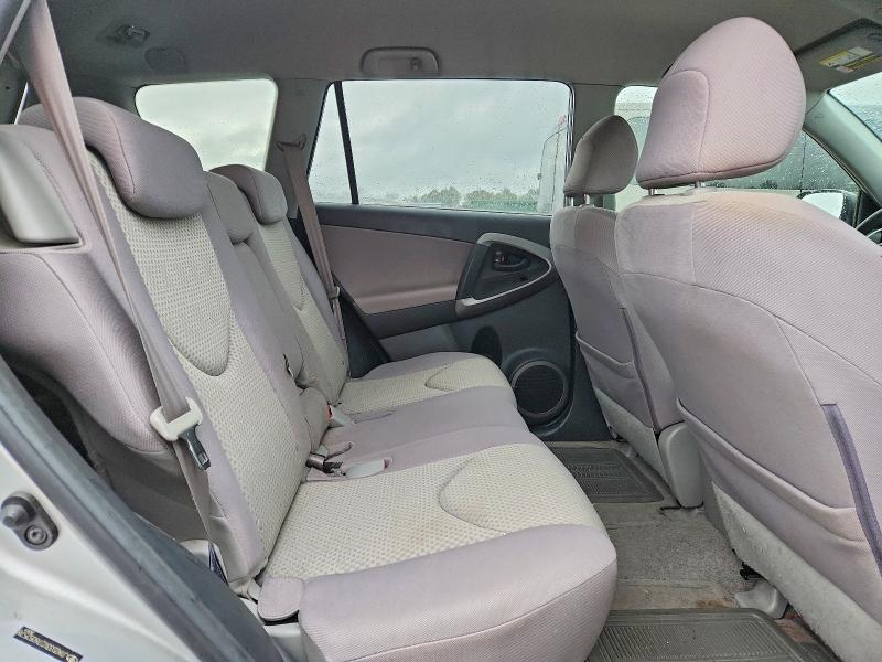 Photo 11 from auction – 2007 TOYOTA RAV4 with VIN JTMZD33V276052578