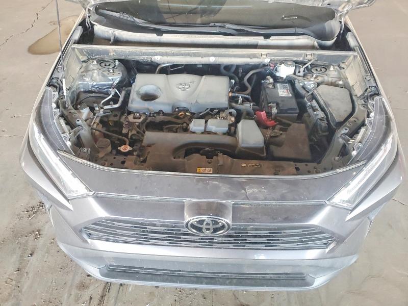 Photo 11 from auction – 2022 TOYOTA RAV4 with VIN 2T3W1RFV7NC195954