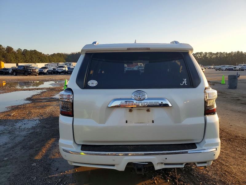 Photo 6 from auction – 2016 TOYOTA 4RUNNER SR with VIN JTEBU5JR9G5353191